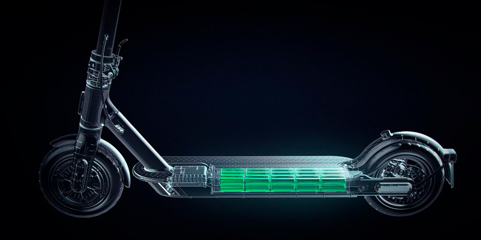Электросамокат Xiaomi Mi Electric Scooter Pro 2 Mercedes-AMG Petronas F1 Team Edition